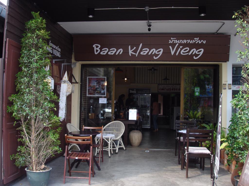 Baan Klang Vieng Hotell Chiang Mai Eksteriør bilde